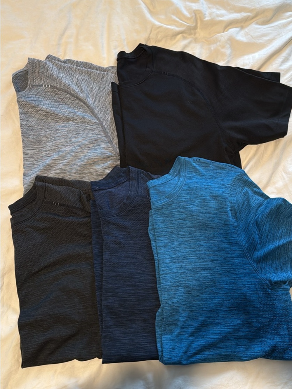 Lululemon Men’s Short Sleeve Athletic Shirts Size Large